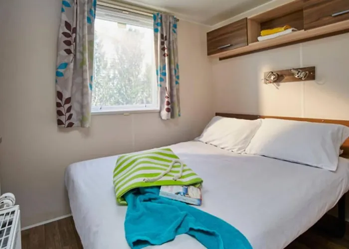 Lou Pignada אתר קמפינג מסאנז'