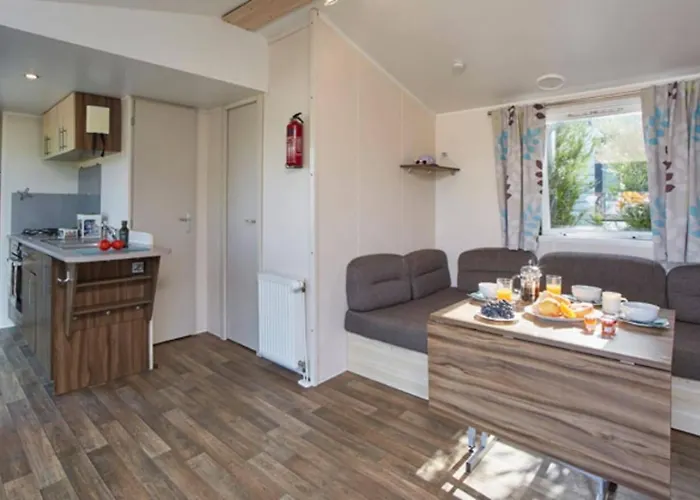 Lou Pignada אתר קמפינג