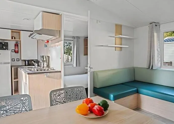 Lou Pignada אתר קמפינג