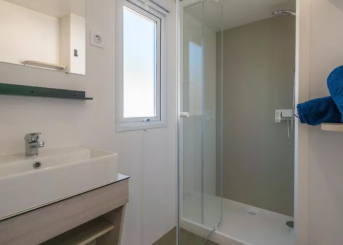 אתר קמפינג Lou Pignada *